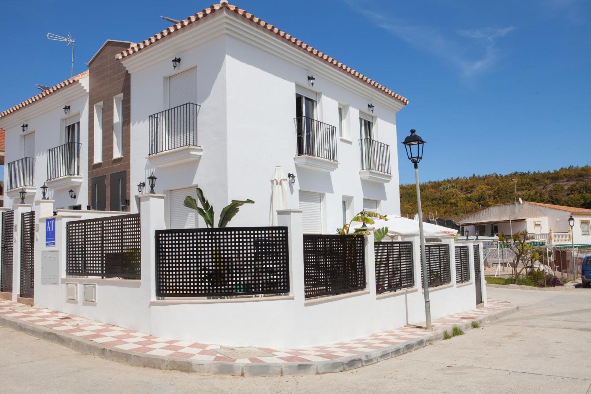 Apartamentos El Chorrilllo Almayate Bajo Exterior photo