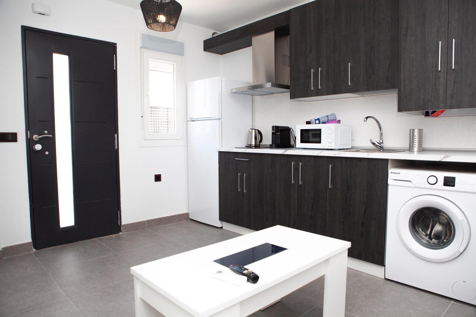 Apartamentos El Chorrilllo Almayate Bajo Exterior photo